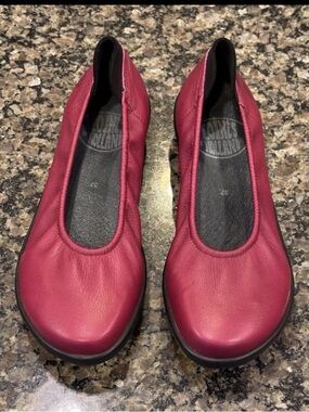 Loints Of Holland Nessersluis Ballet Flat Sz 37 US 7 Magenta Leather Comfortable